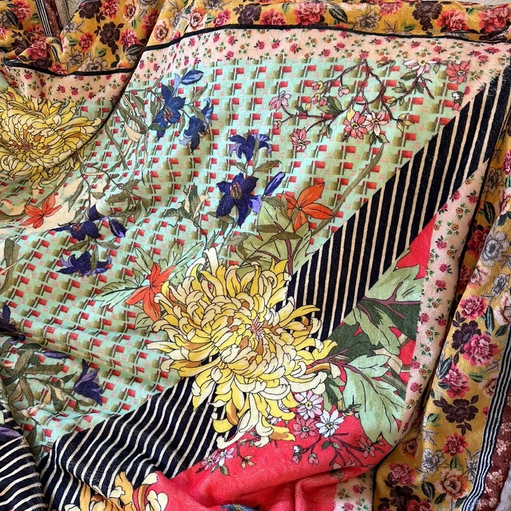 Gorgeous Johnny was blanket and case